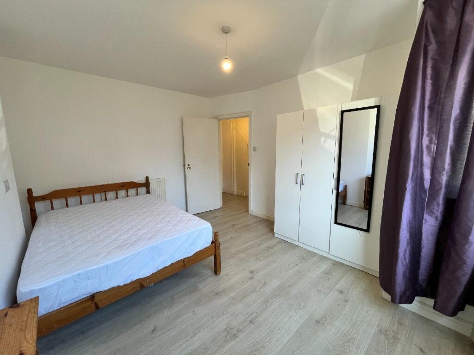 House Nutfield Grove in Filton