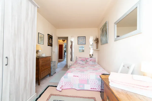 Chambre Rue Vandrezanne à Paris