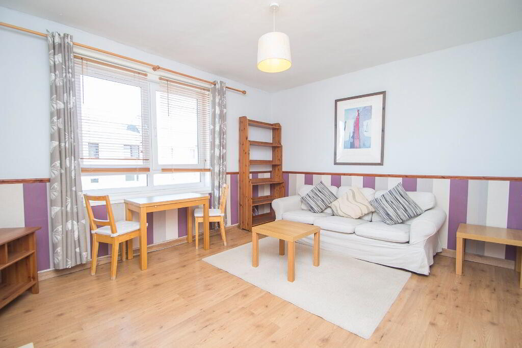 Flat New Mart Road in City of Edinburgh