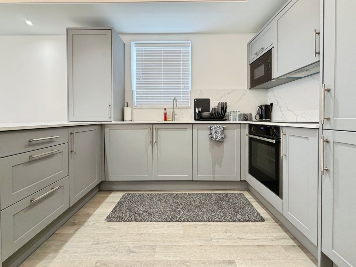 Flat Uxbridge Road in Greater London