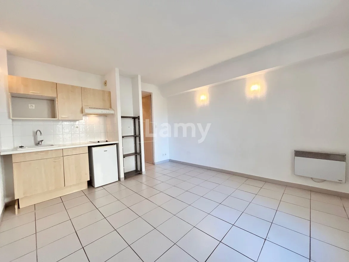 Flat Boulevard Albert Charrier in Aix-en-Provence