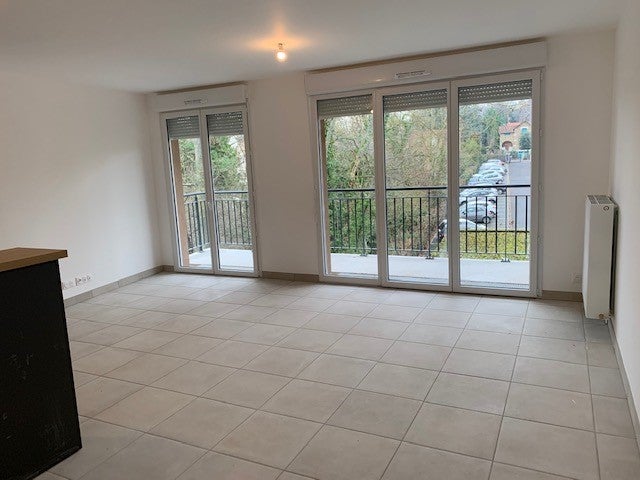 Flat Rue du Général Leclerc in Mennecy