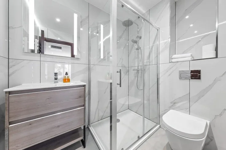 Room Woodstock Road in Greater London