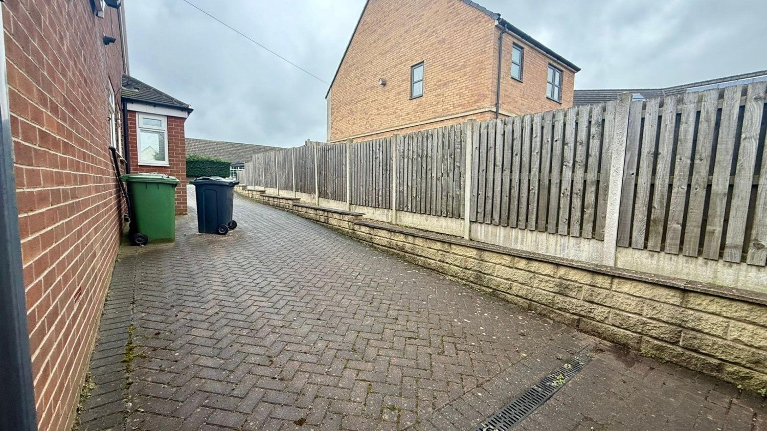 House White Lee Road in Kirklees