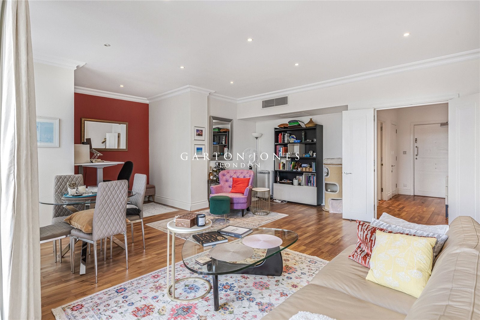 Flat Marsham Street in City of Westminster