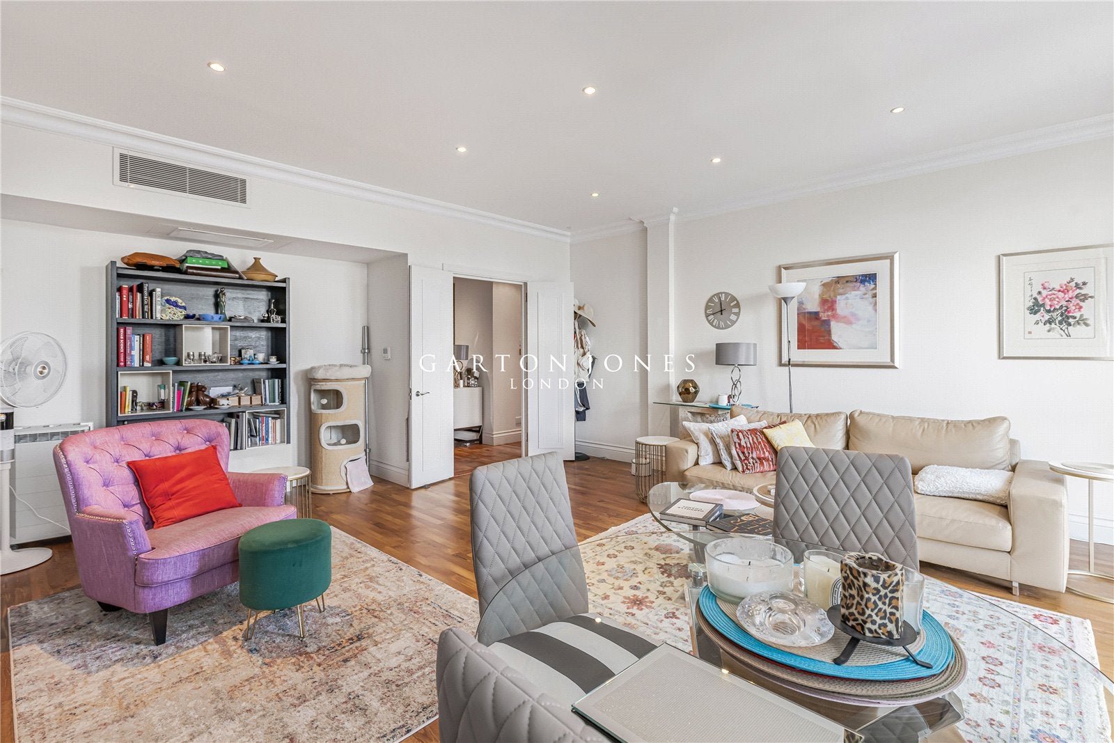 Flat Marsham Street in City of Westminster