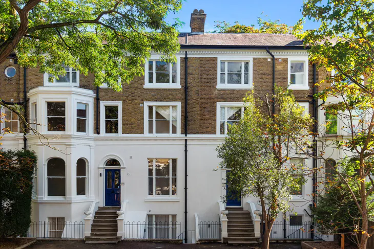 Flat Richmond Road in Greater London