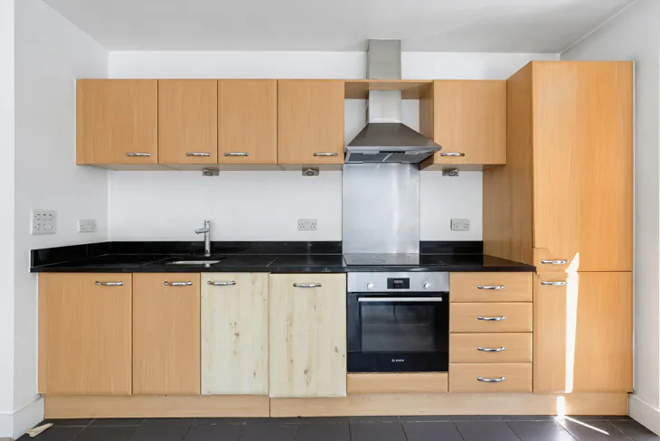Flat Bridle Mews in Greater London