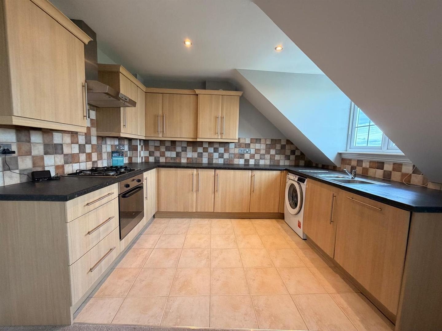 Flat Hanover Court in Redditch