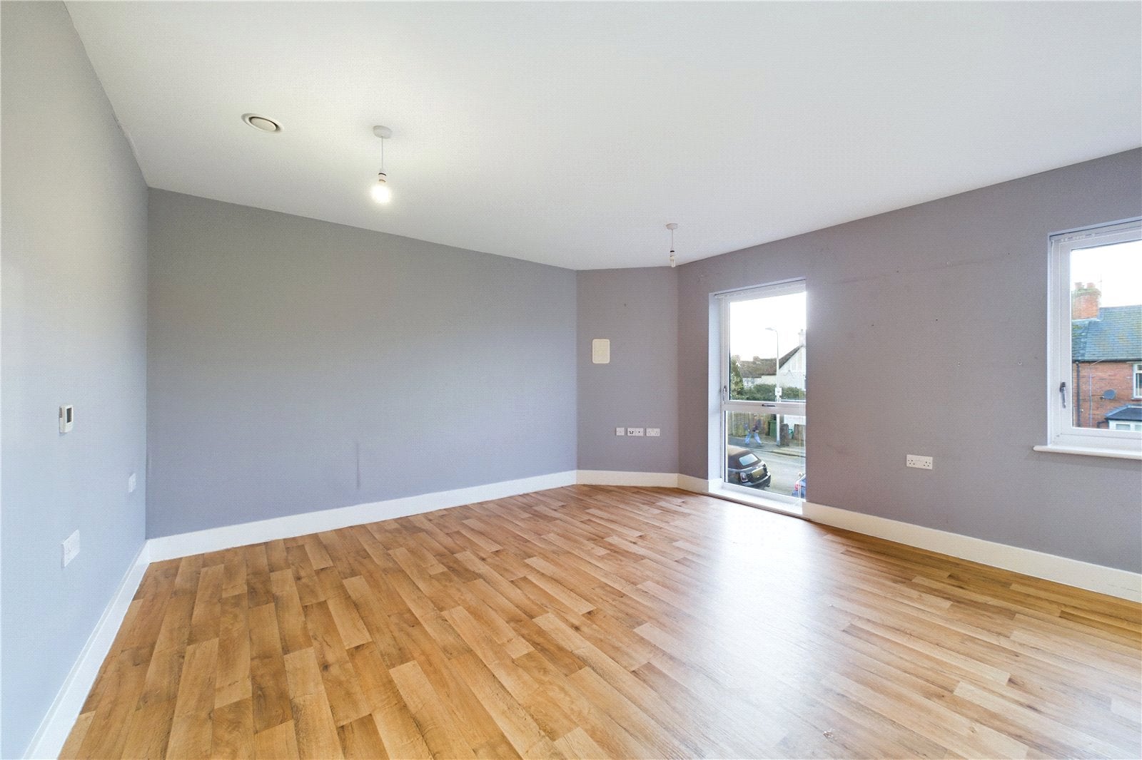 Flat Rockingham Road in Newbury