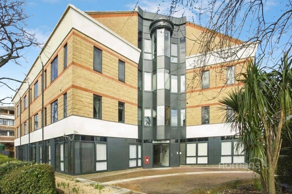 Flat London Road in Bracknell