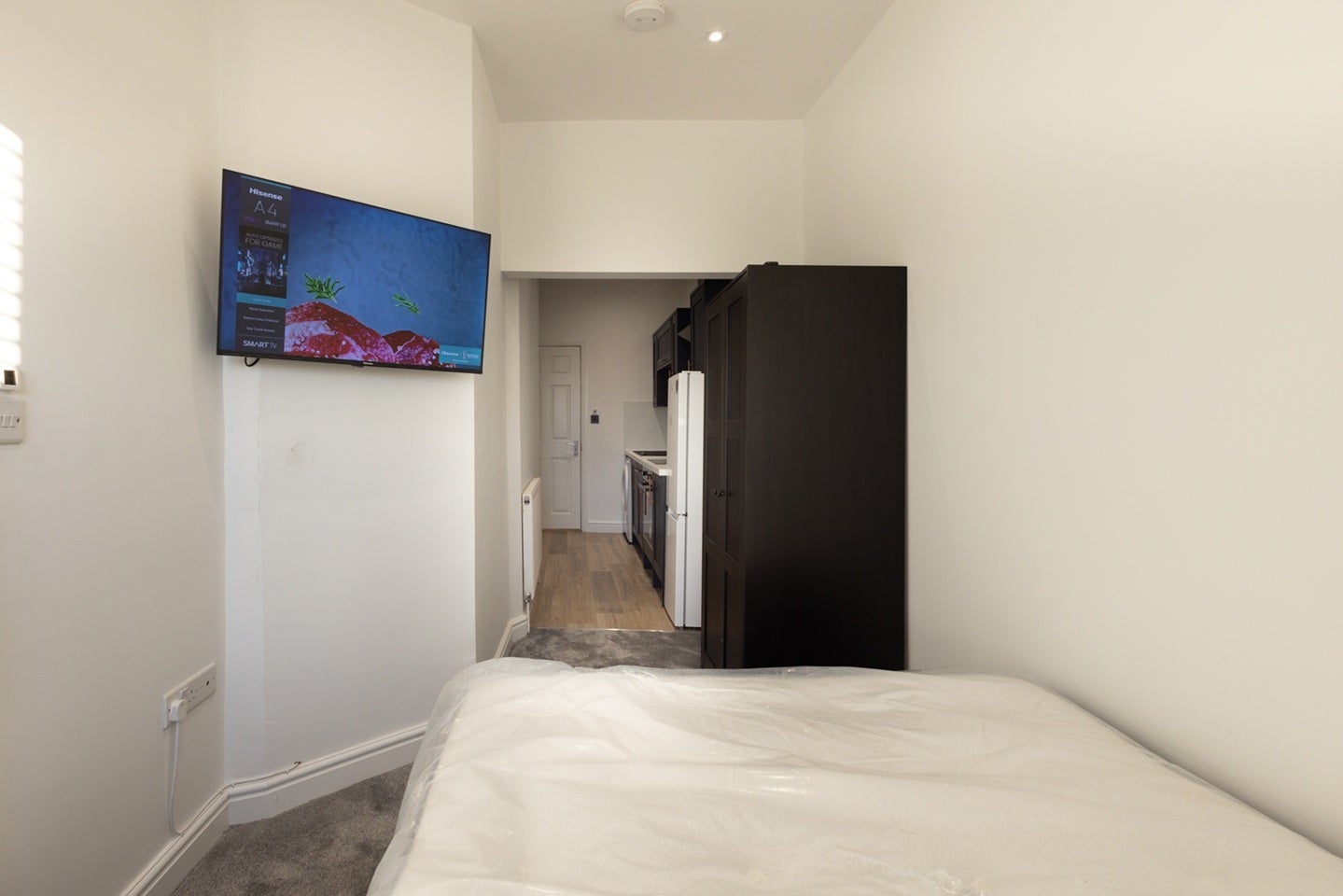 Room Park Road in Nuneaton and Bedworth