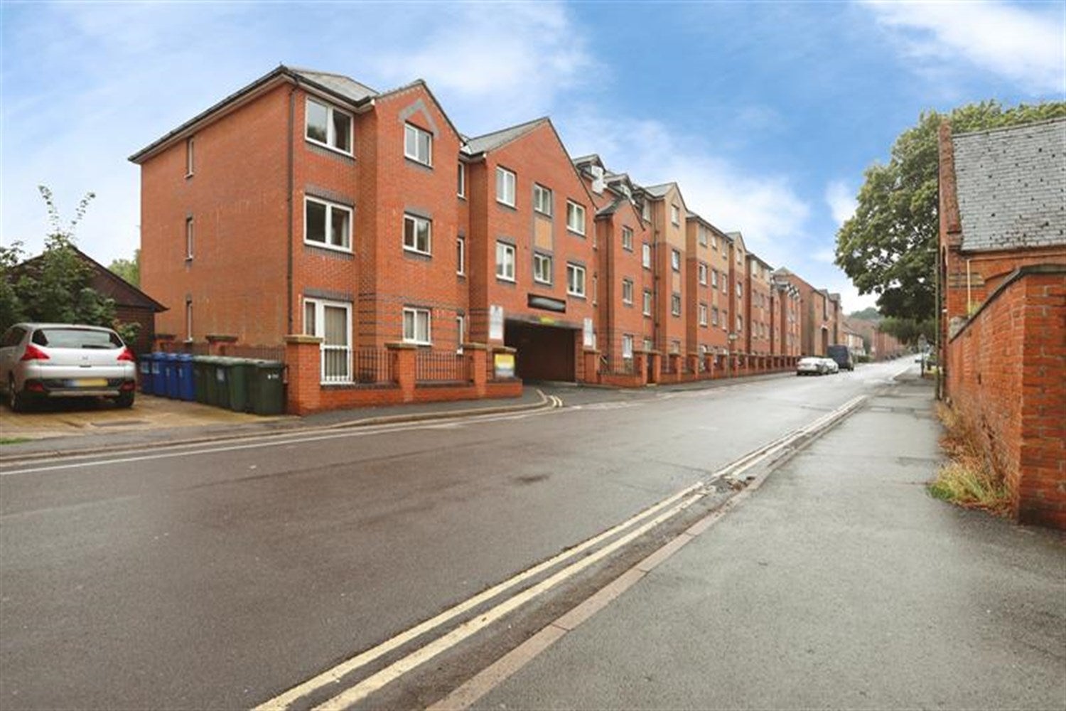 Flat Britannia Road in Cherwell District