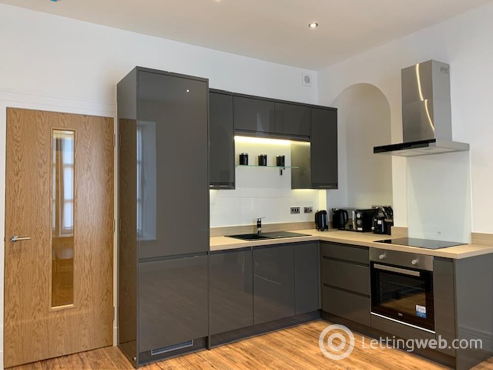 Flat Holburn Street in Aberdeen City