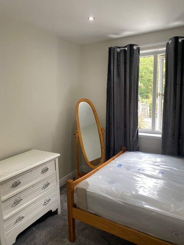 Room Aireville Mount in Bradford