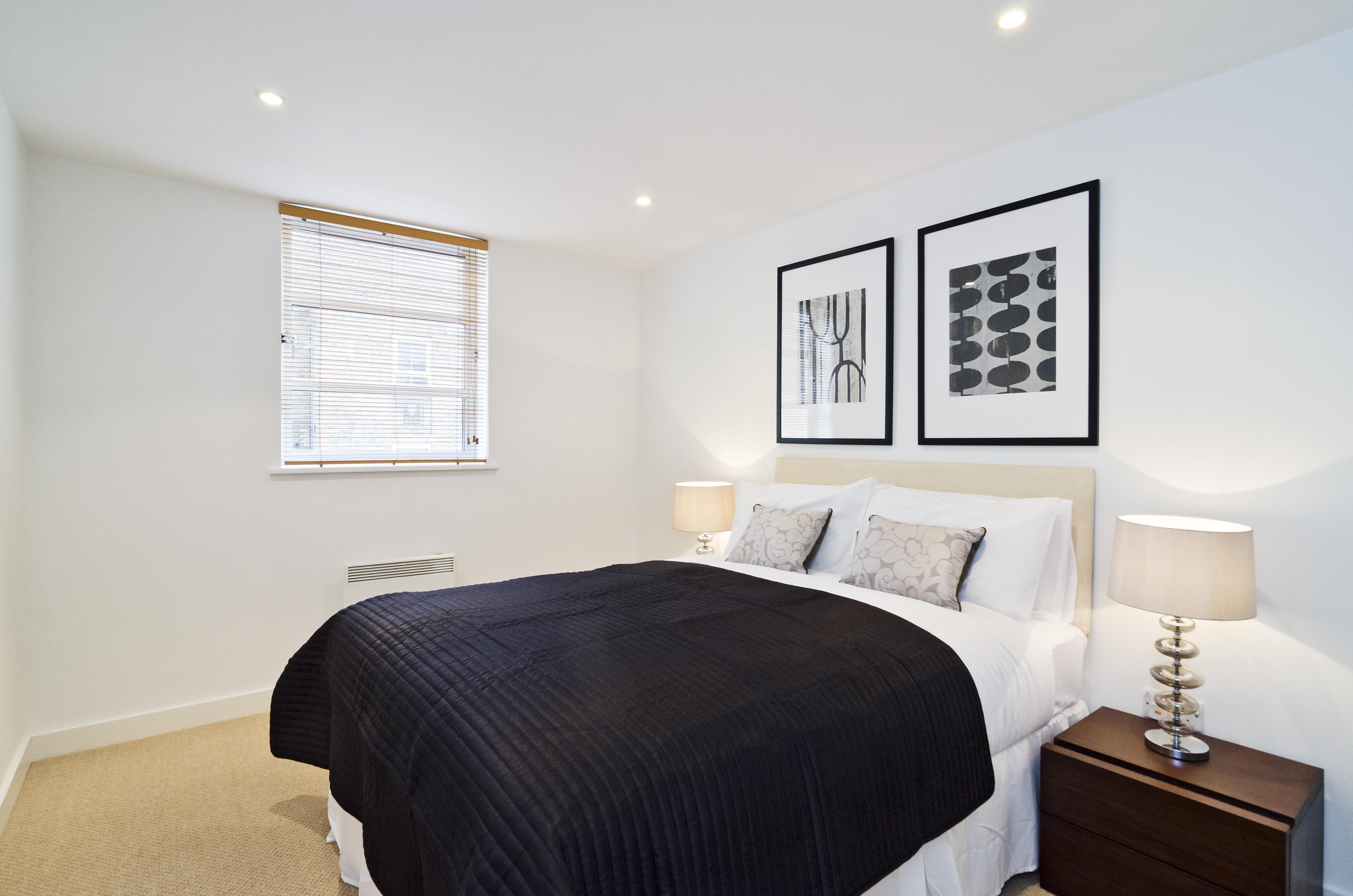 Flat Leyden Street in Greater London