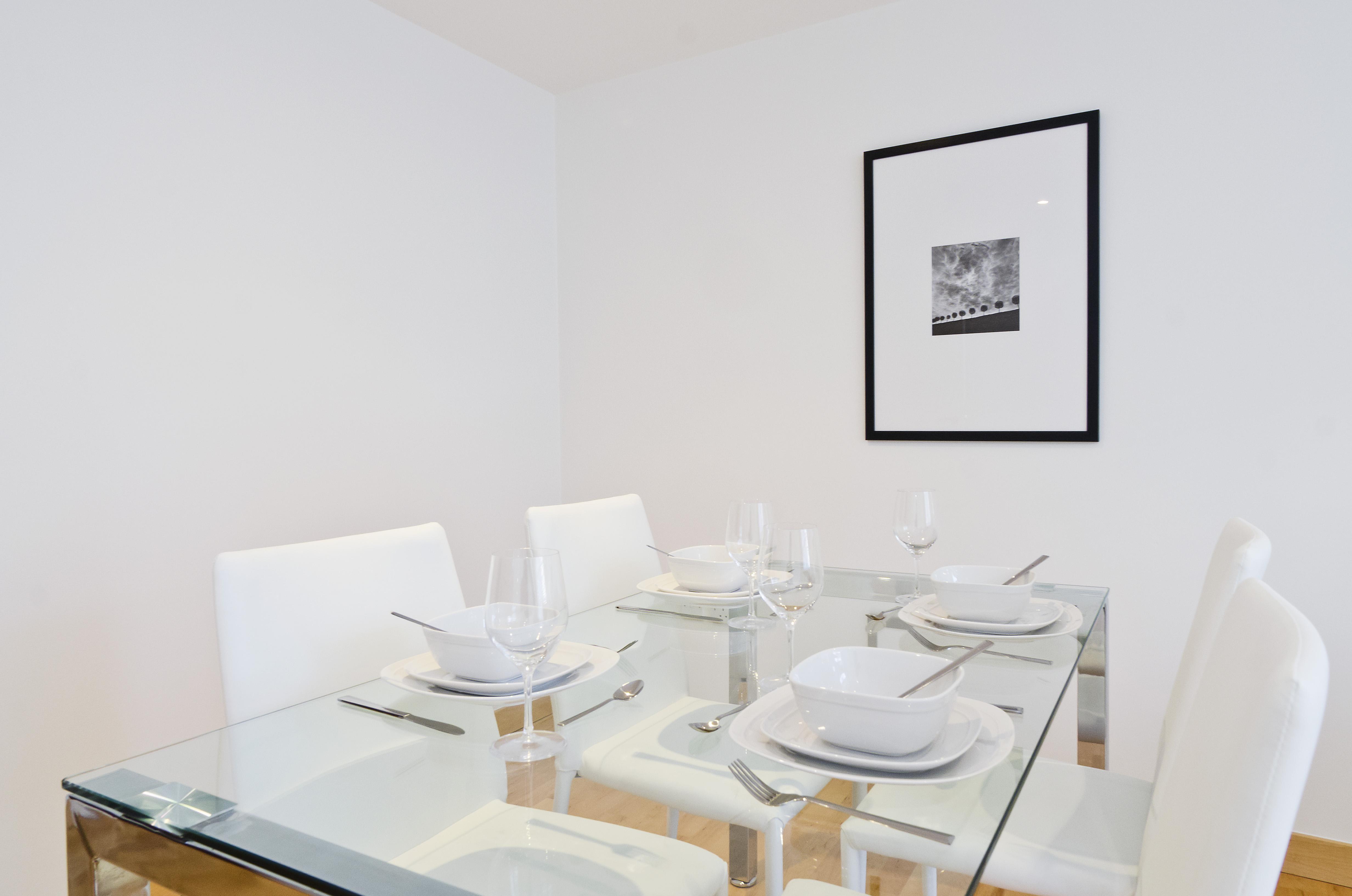 Flat Leyden Street in Greater London