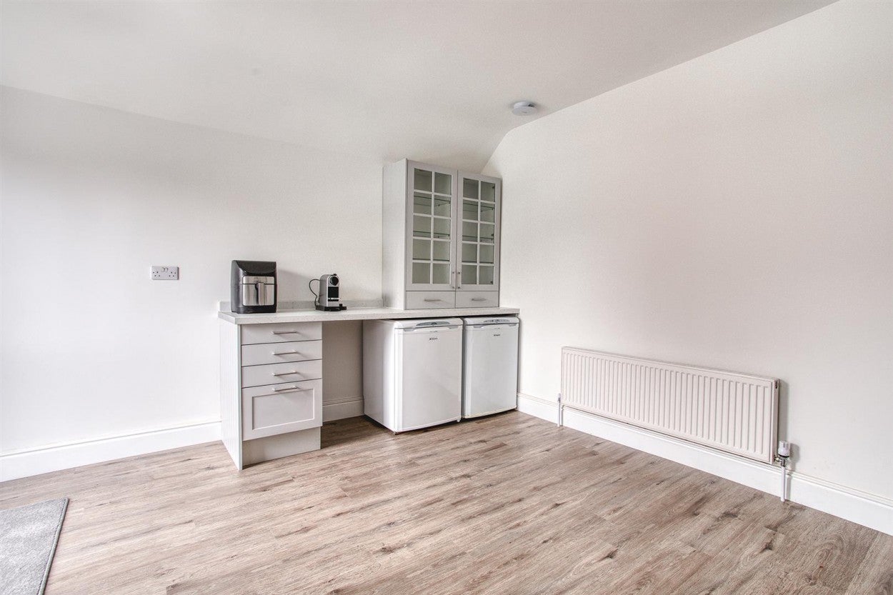 Flat Duffield Road in Derby