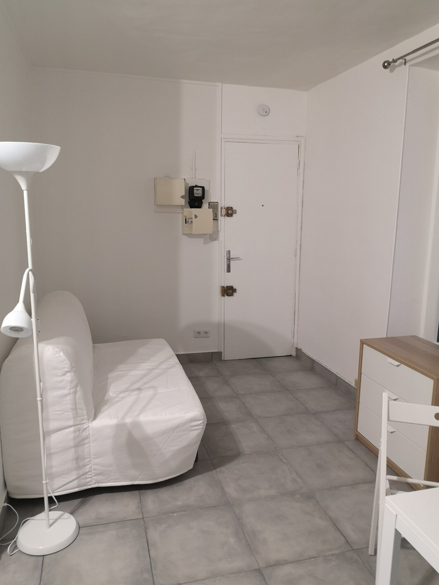 Flat Rue Caroline in Paris