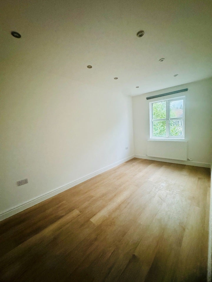 Flat Brighton Road in Greater London