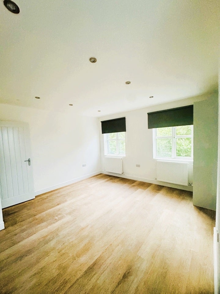 Flat Brighton Road in Greater London