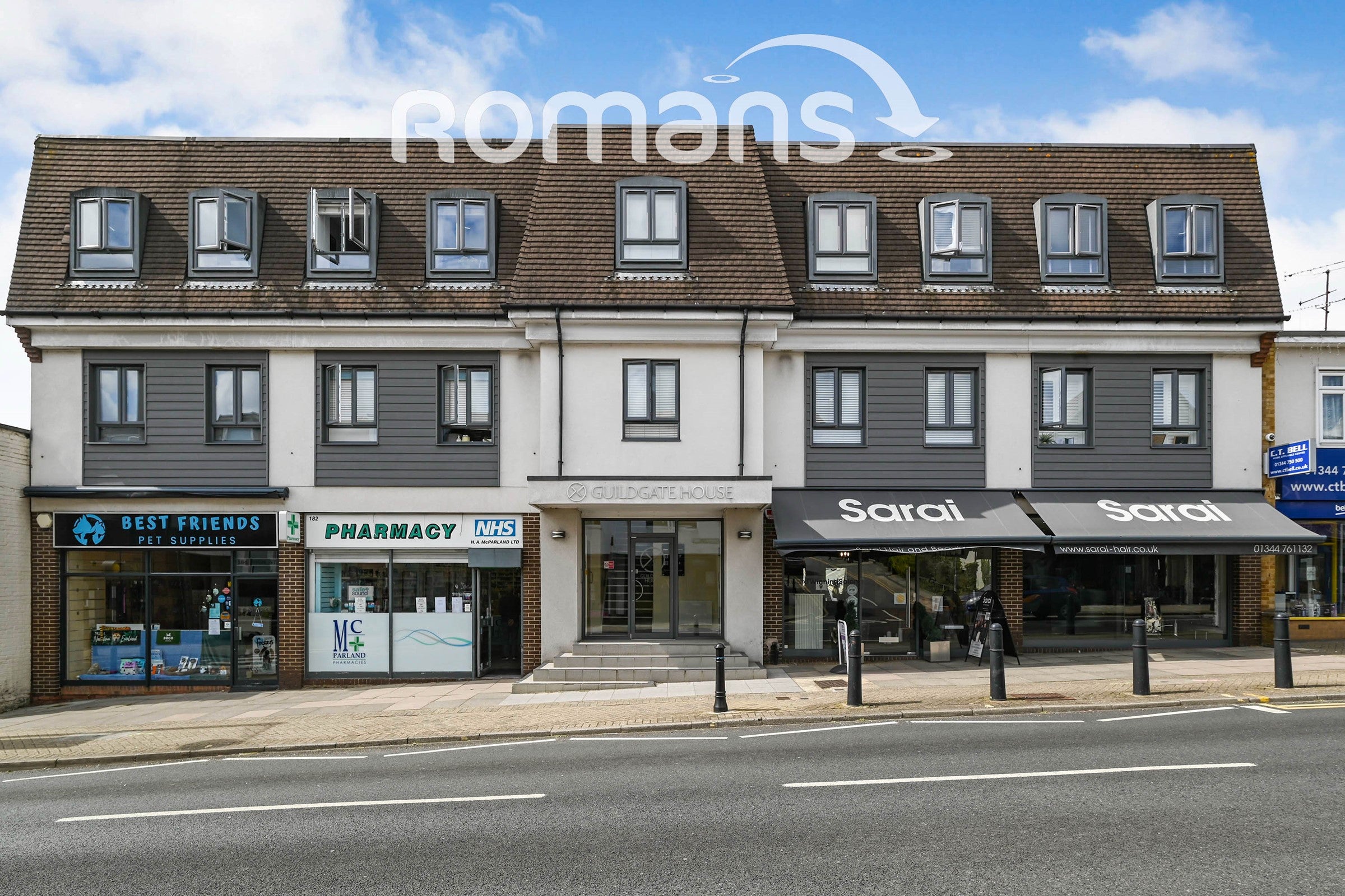 Flat High Street in Buckler's Park