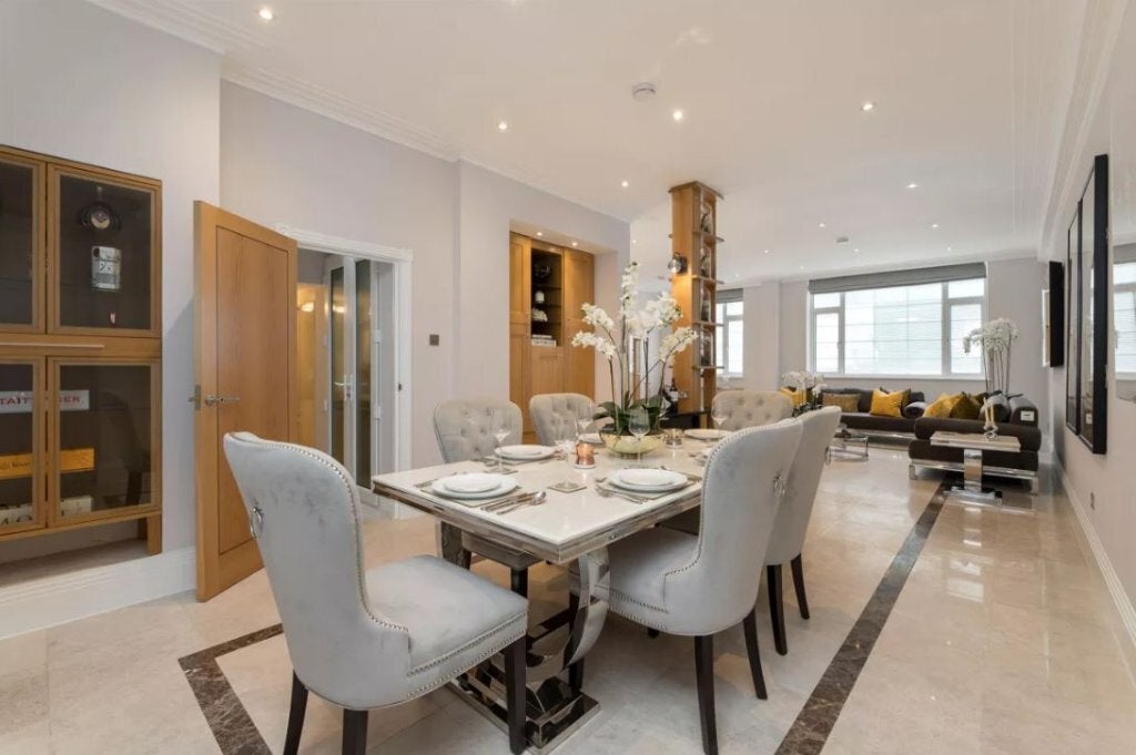 House Market Mews in City of Westminster