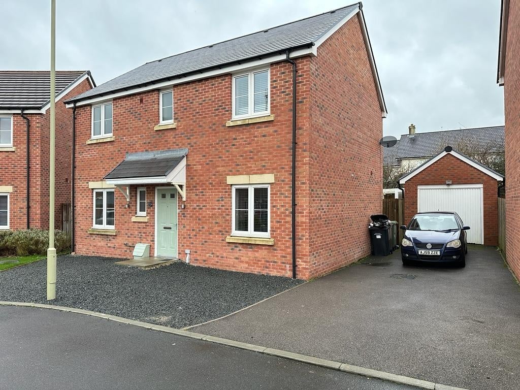House Stirrup Way in Test Valley