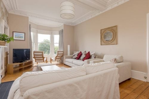 Flat Warrender Park Terrace in City of Edinburgh