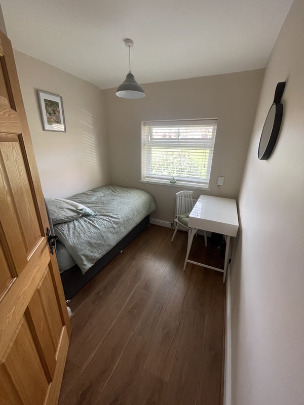 Room Dovedale Gardens in Gateshead