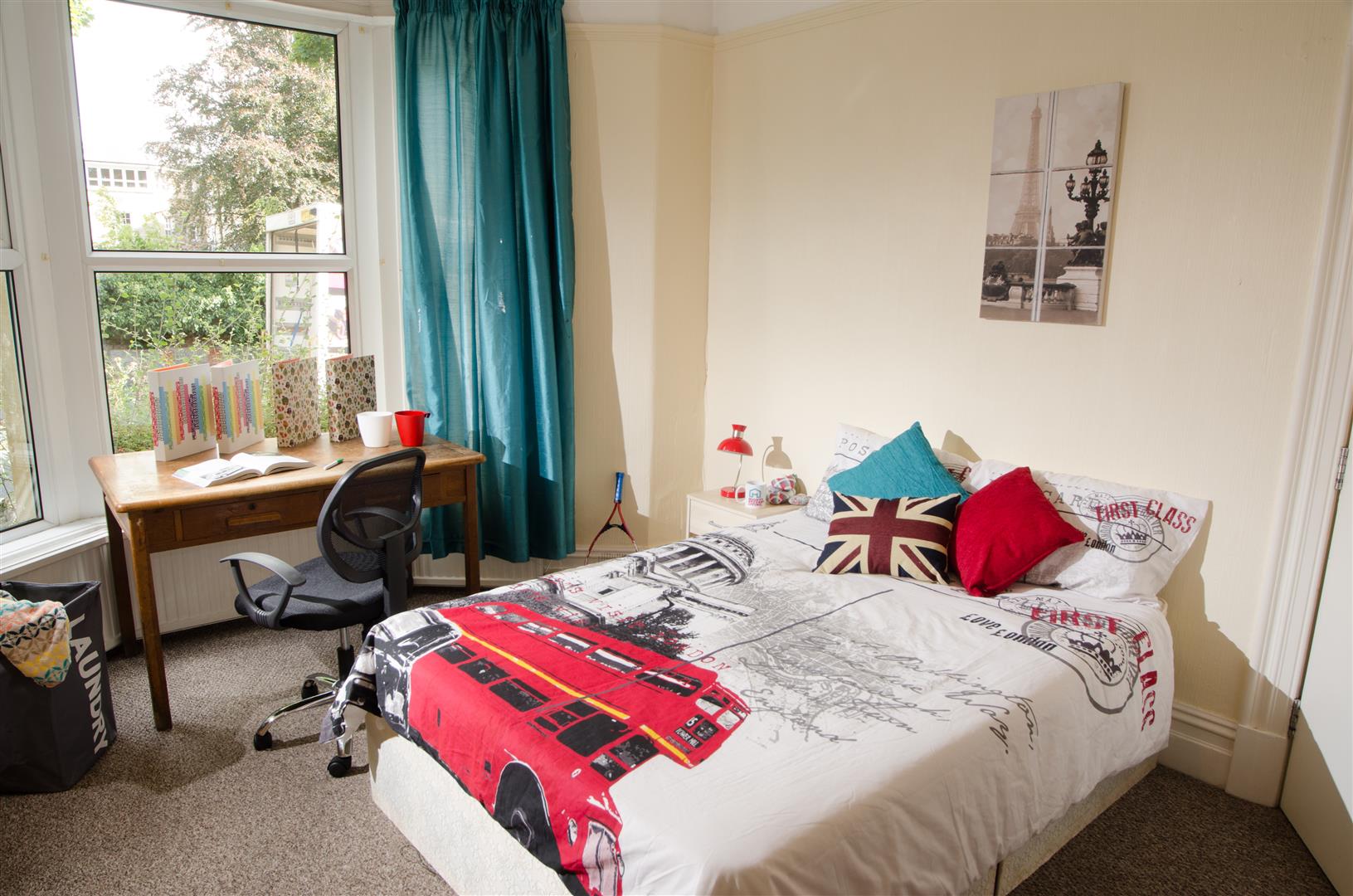 Room Dallas Road in Lancaster