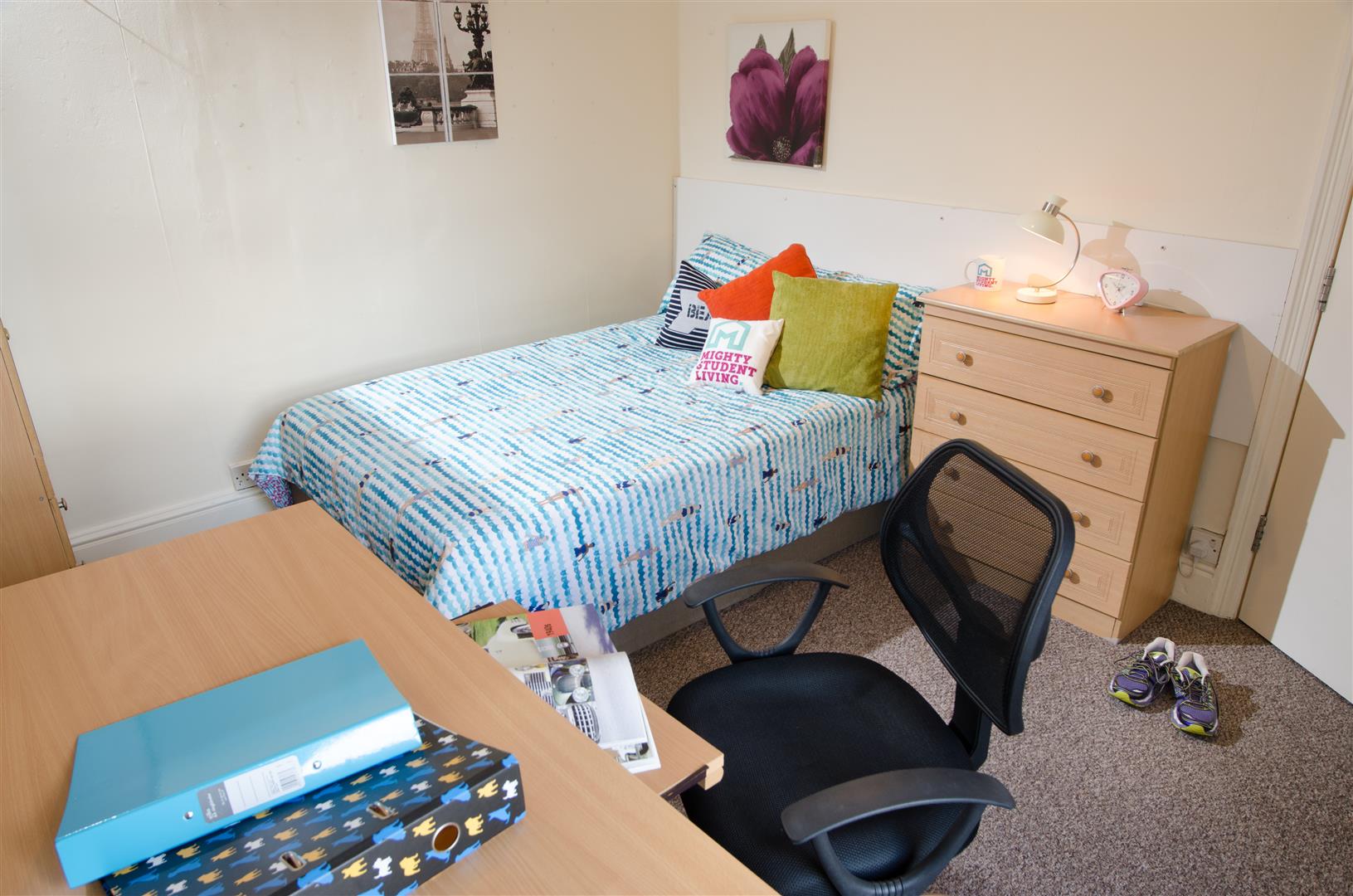 Room Dallas Road in Lancaster