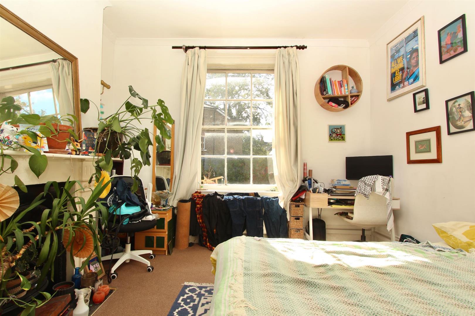 Flat Stamford Grove West in Greater London