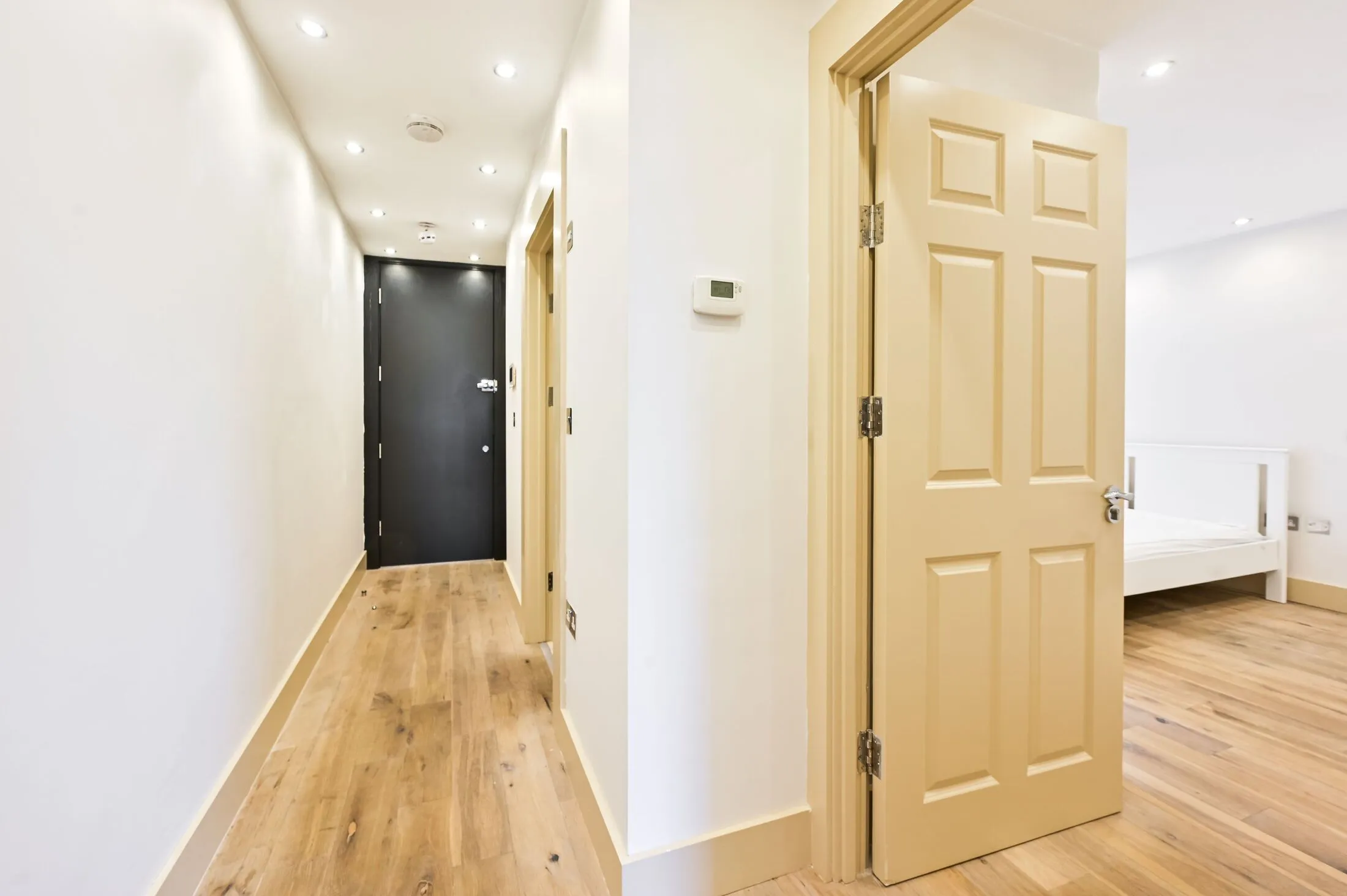 Flat Fulham Road in Greater London