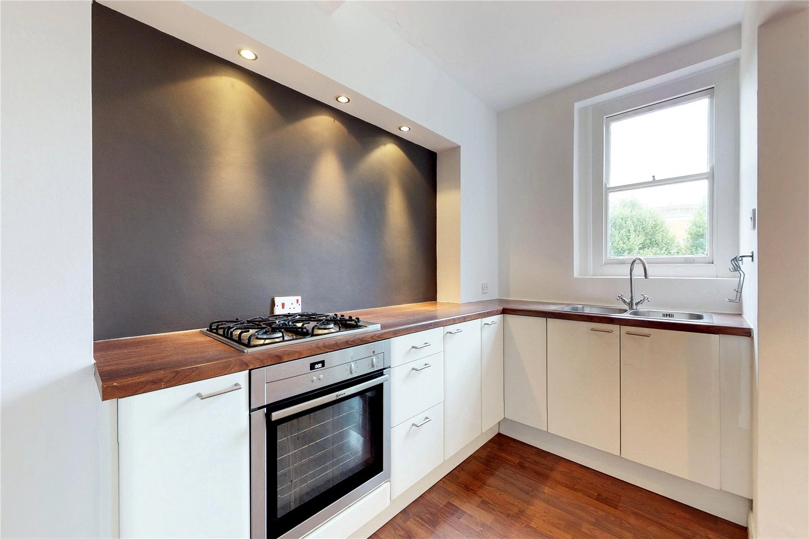 Flat Wilmot Street in Greater London