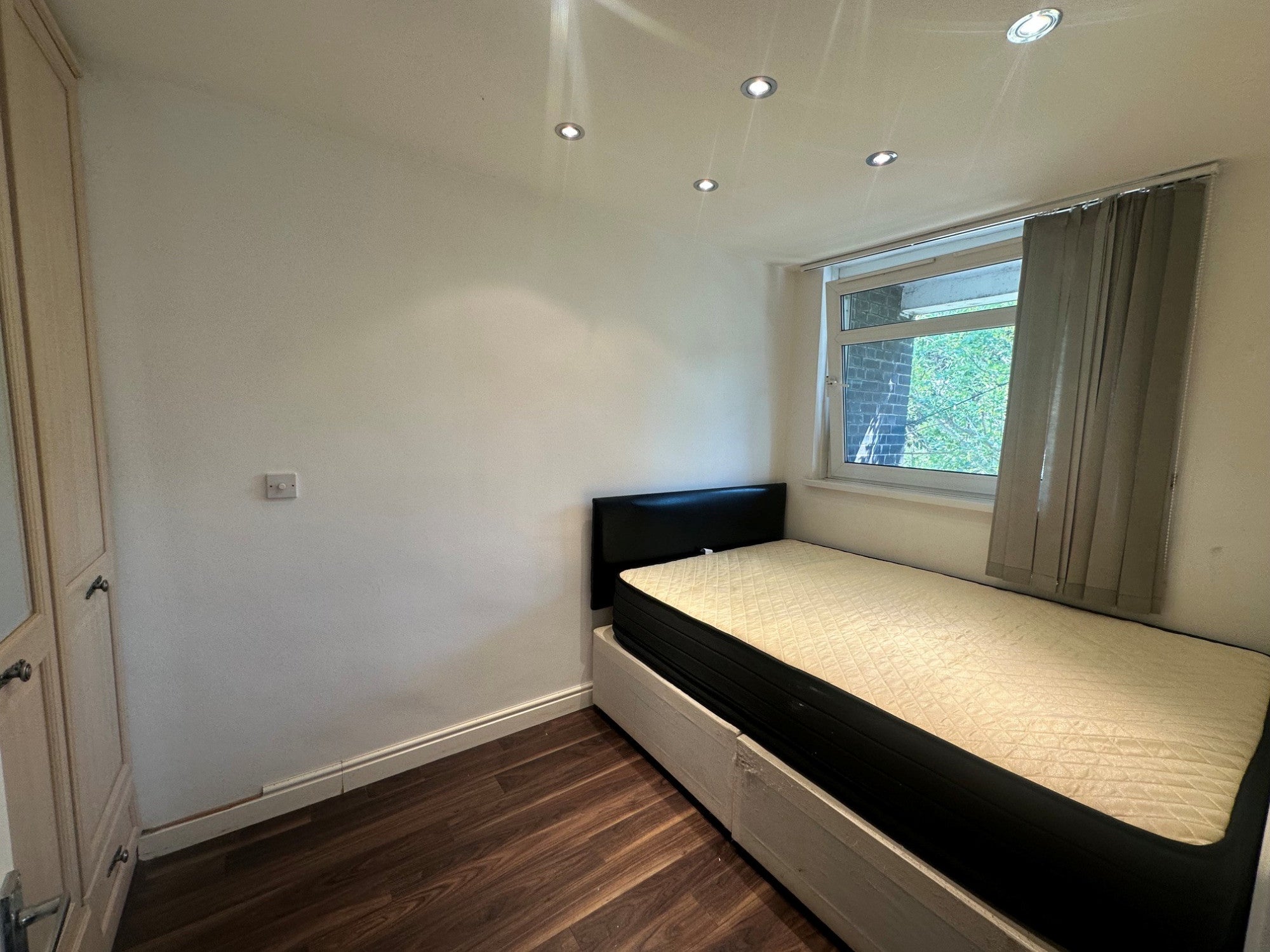 Flat Raglan Street in London