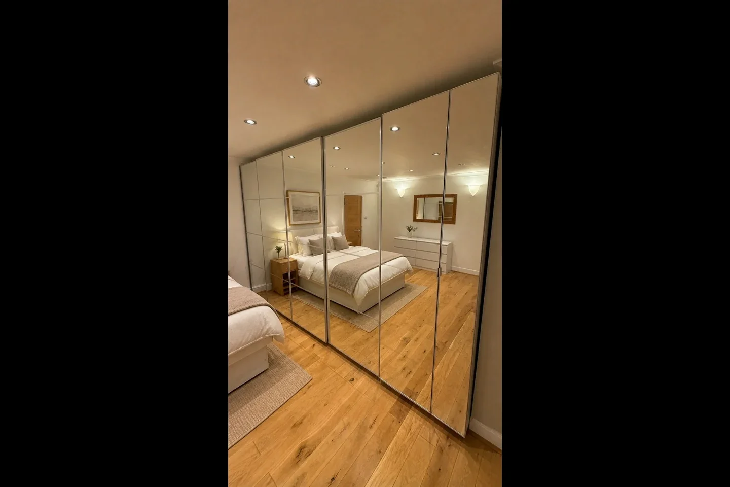 Room St Albans Road in Watford
