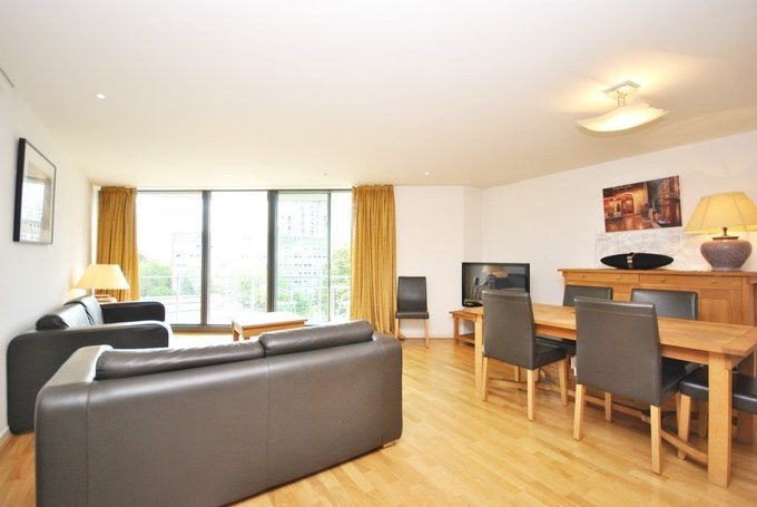 Flat Hermitage Street in City of Westminster