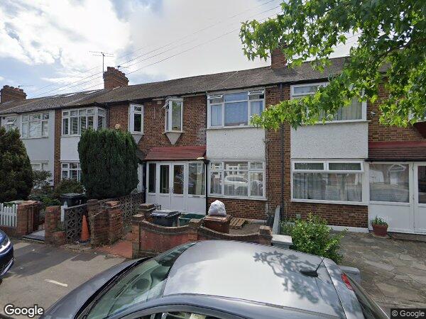 House Knebworth Avenue in Greater London