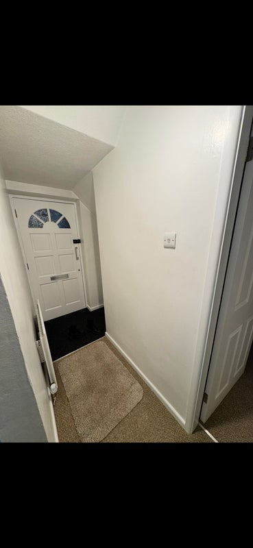 Room Sunnybank Avenue in Coventry