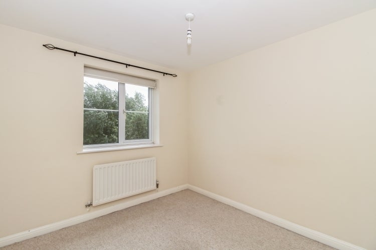 House Fieldfare Close in Cherwell District