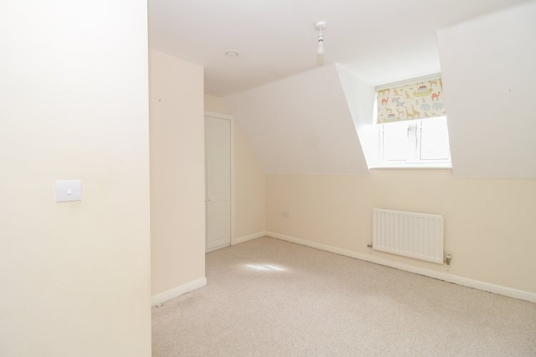 House Fieldfare Close in Cherwell District