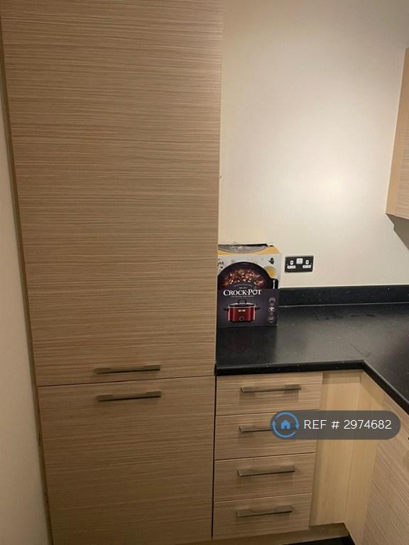 Flat Langley Walk in Birmingham