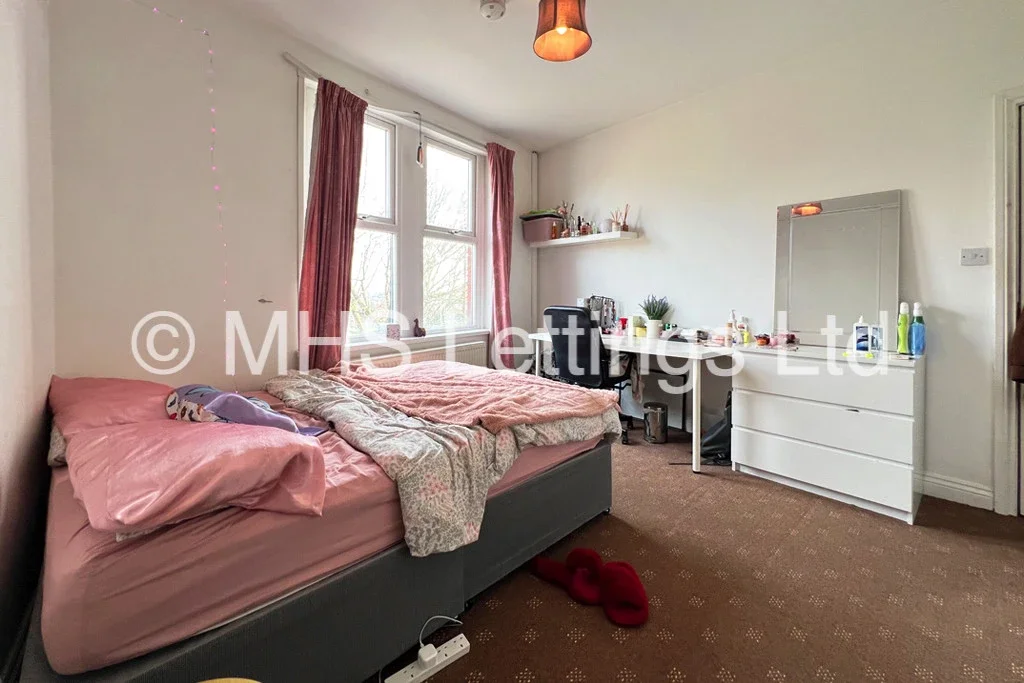 Flat Glossop View in Leeds