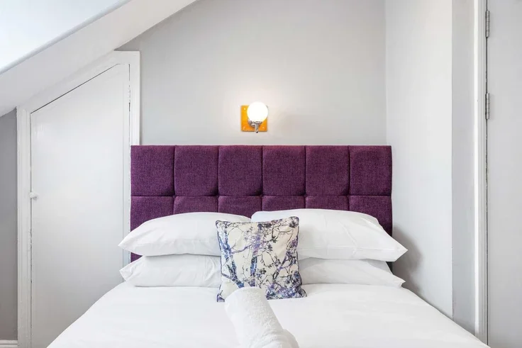 Room Oriental Place in Brighton