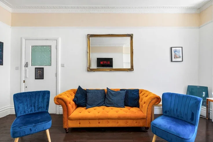 Room Oriental Place in Brighton