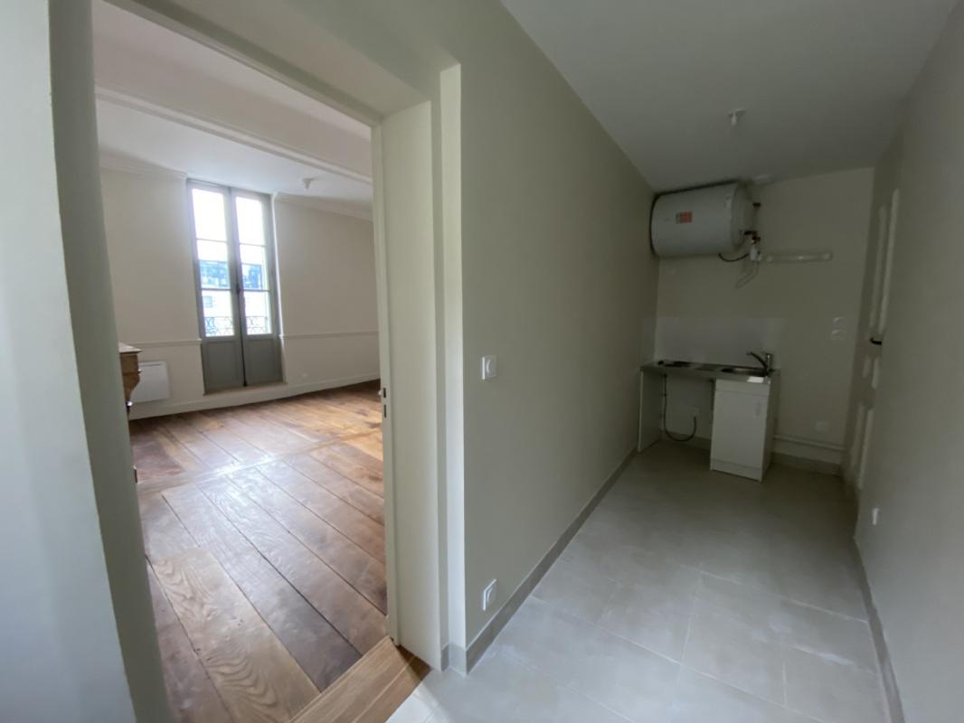 Flat Place des Lices in Rennes
