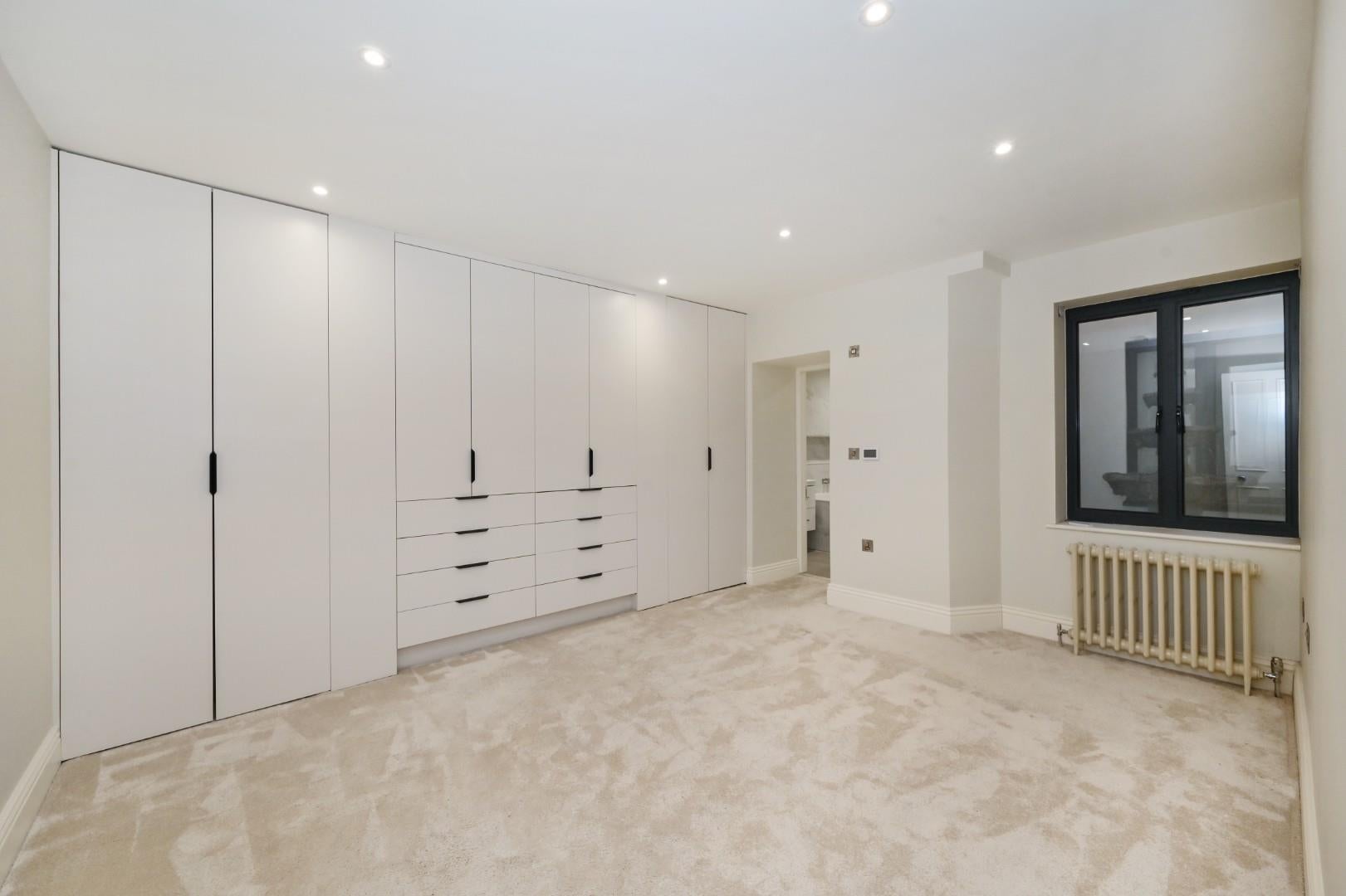 Flat Welbeck Street in London