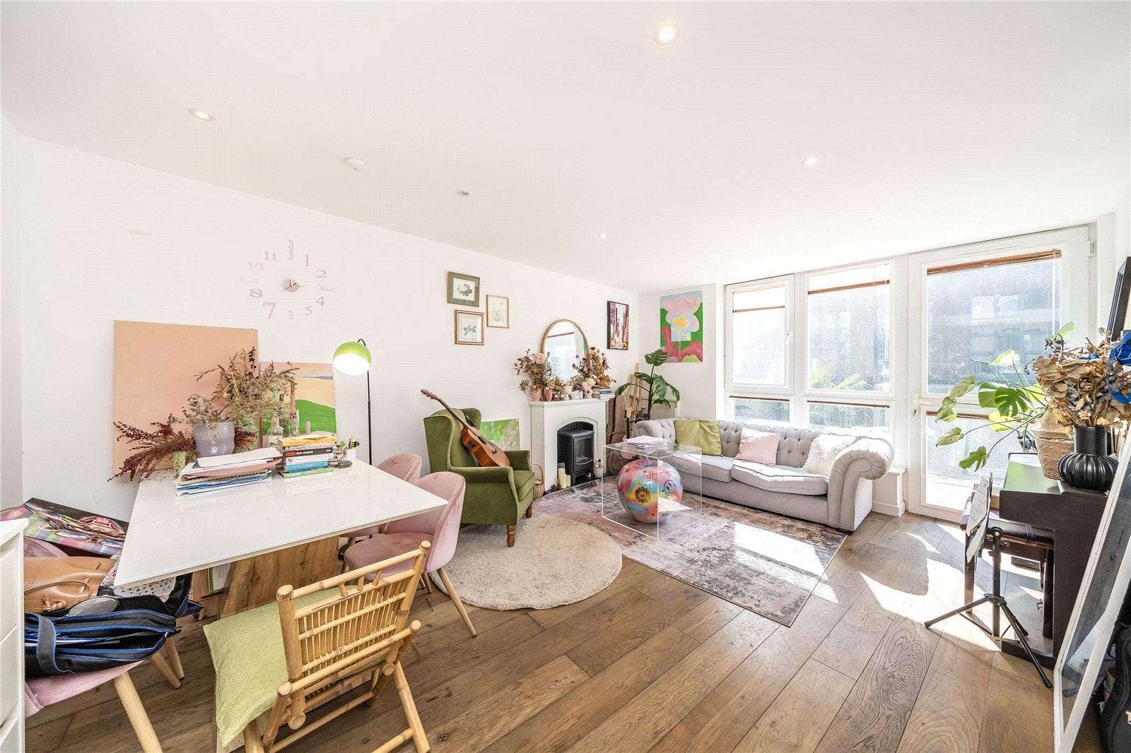 Flat Ottley Drive in Greater London