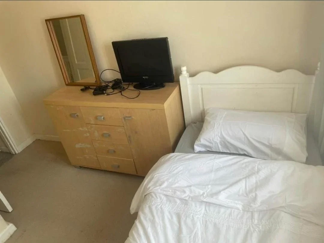 Room Ford Road in Greater London